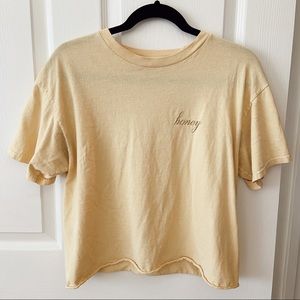 ‘HONEY’ CROPPED TEE